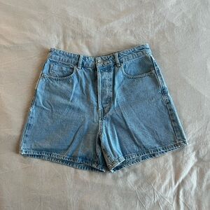 Zara High-Waisted Denim Shorts in vintage blue wash (size 8)